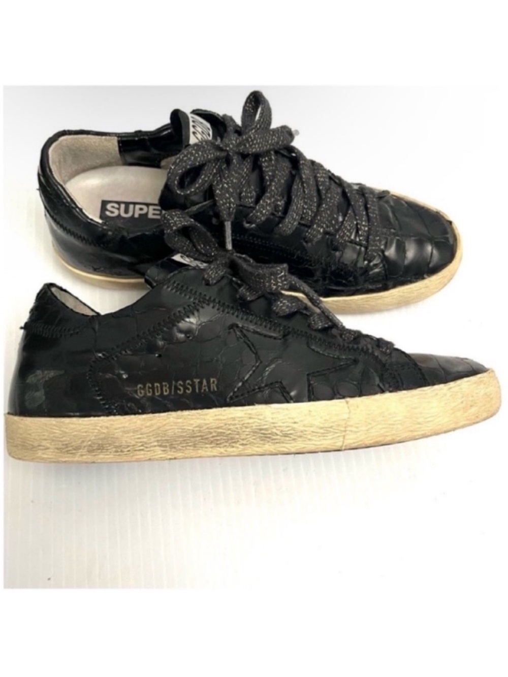 Golden Goose Black Low-Top Lace-Up Sneakers GGDB Superstar Croc-Embossed
Sz 36